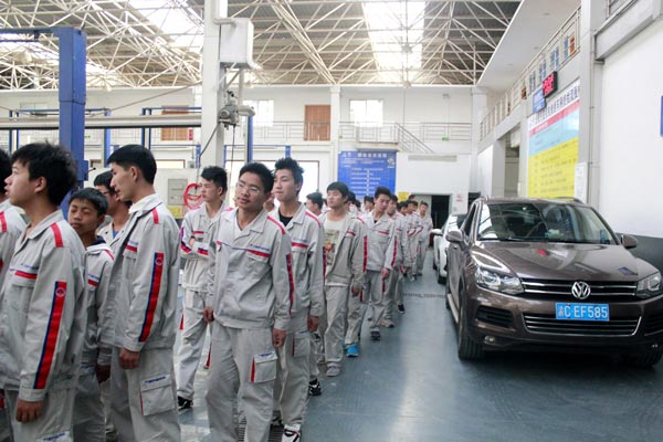 進入一線車間.jpg